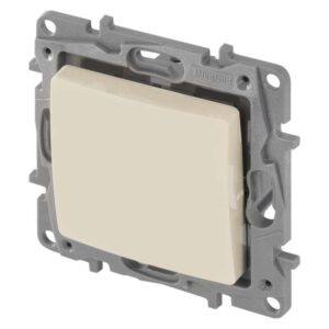 Legrand Niloé přepínač střídavý č. 6