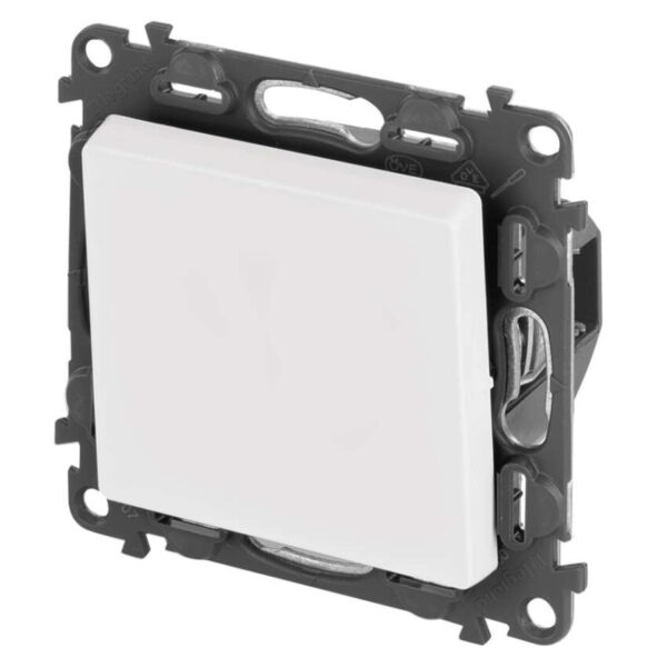 Legrand Valena Life přepínač křížový č. 7